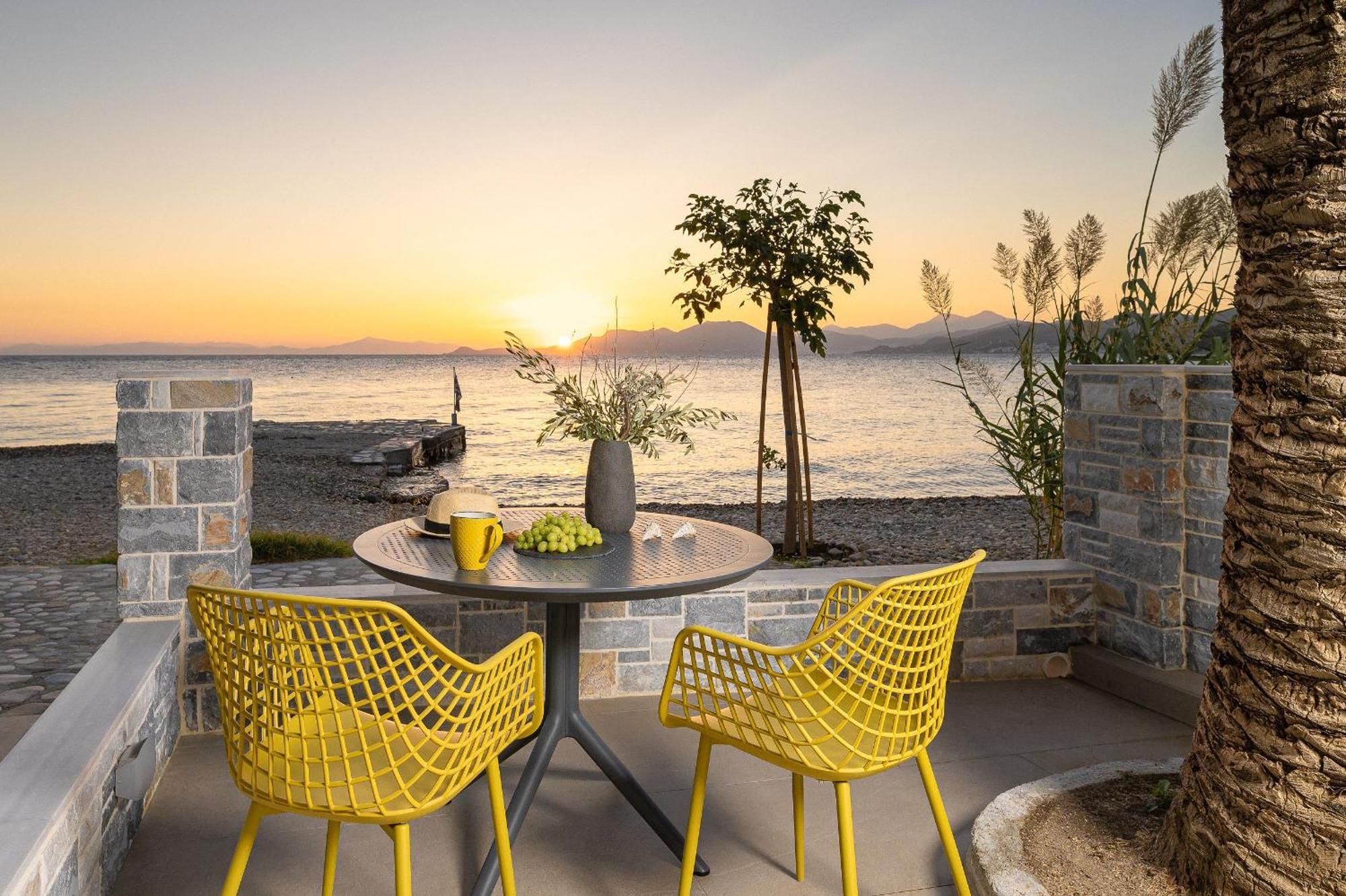 8Moons Boutique Apartments Kokkari Bagian luar foto
