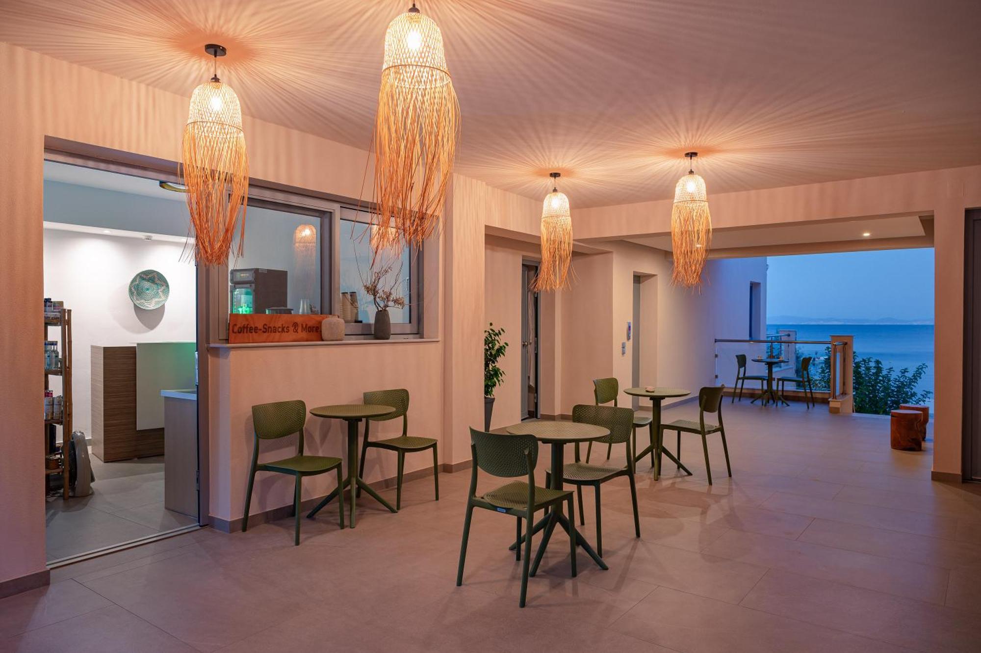 8Moons Boutique Apartments Kokkari Bagian luar foto